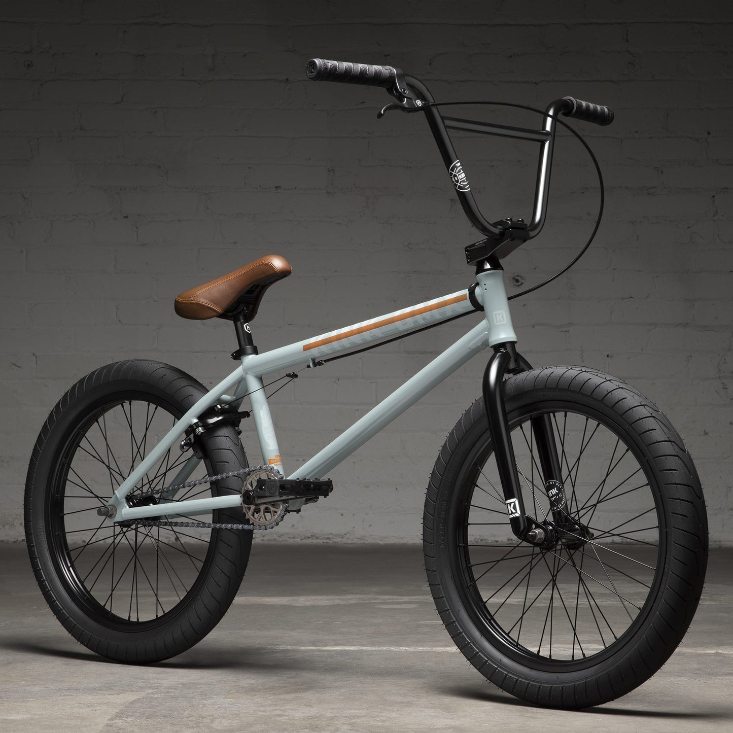KINK - WHIP XL 2022 GLOSS SAGE GREY