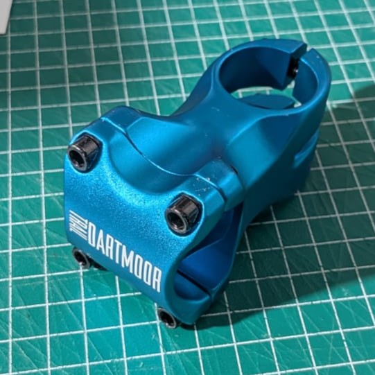 DARTMOOR - TRAIL STEM V1